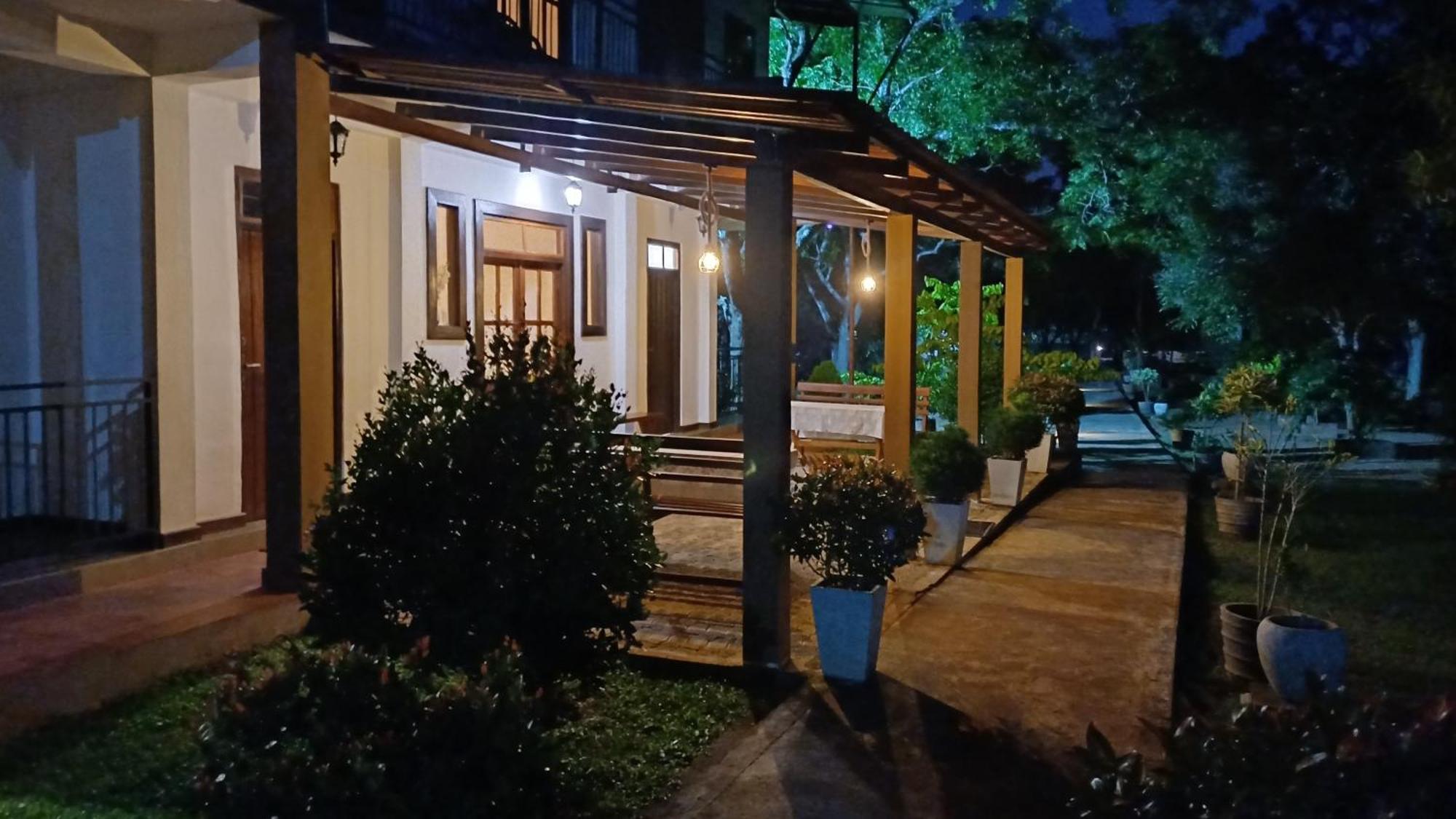 Forest Edge Villa อนุราธปุระ ภายนอก รูปภาพ